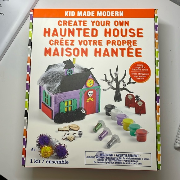 Haunted house craft kit - Picture 1 of 2